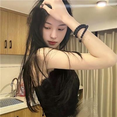 红粉妖魔